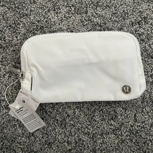 Lululemon Everywhere Belt Bag 1L Adjustable Crossbody Fanny Pack White